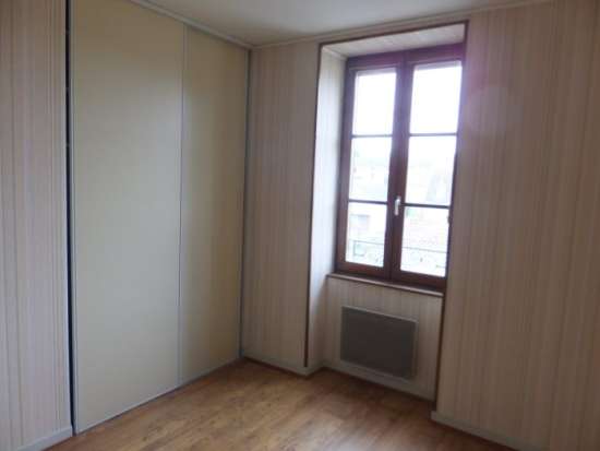 Location appartement t4 - Isle-et-Bardais