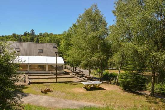 Location gite 4 personnes - 2 chambres (plus de 11 ans) camping au
bois de calais à correze