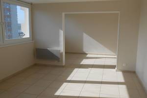 Location appartement 3 chambres dans residence securisee !