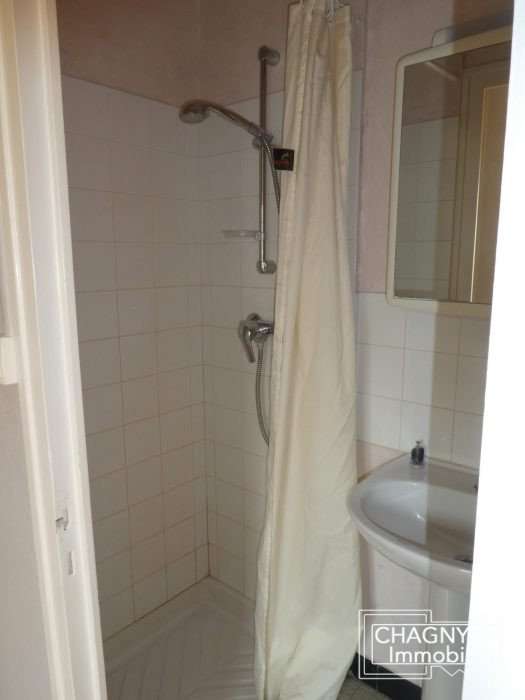 Location appartement renove - Fontaines