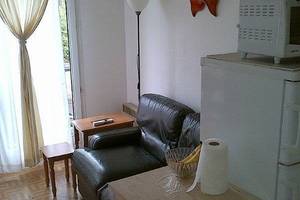 Caen zenith appartement 2 pieces meuble avec parking dispo