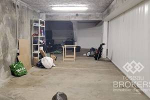 À louer : 400m² de garage / stockage - secteur place des romai