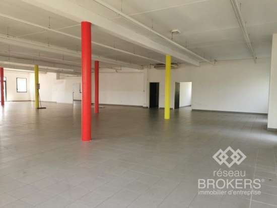 Location local a louer 360 m² clermont l'herault