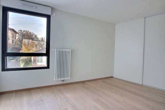 Appartement clermont ferrand 3 pièce(s) 64 m2 - terrasse - gara
